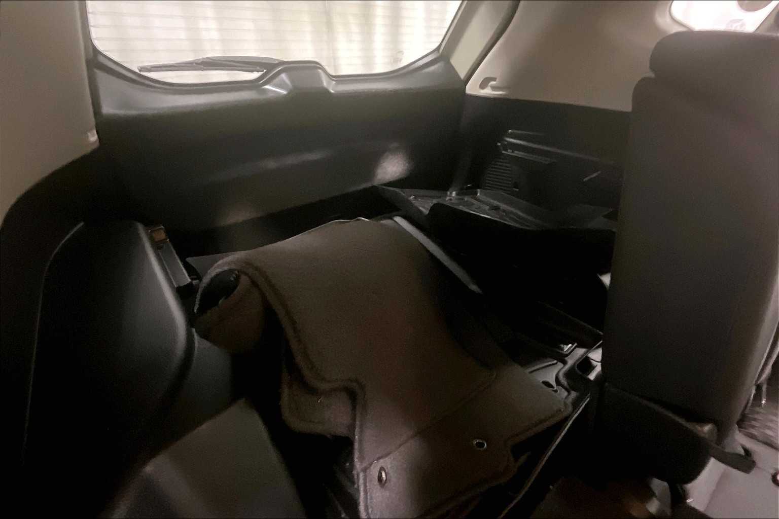 2020 Nissan Rogue SV - Photo 17