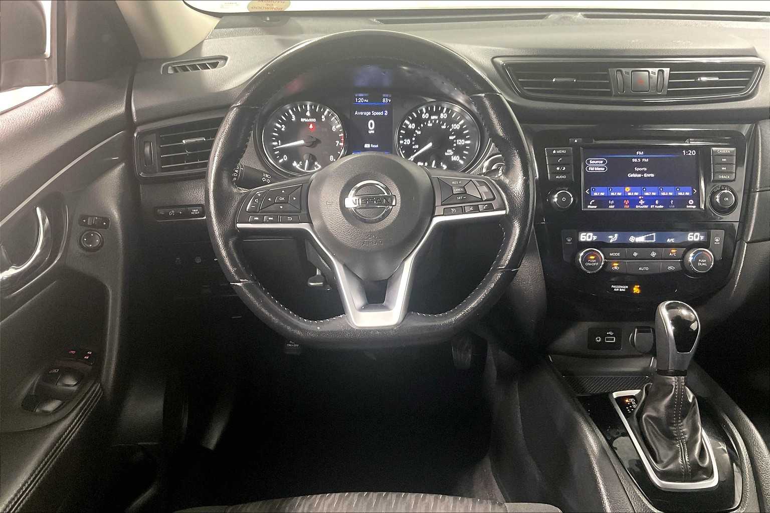 2020 Nissan Rogue SV - Photo 18