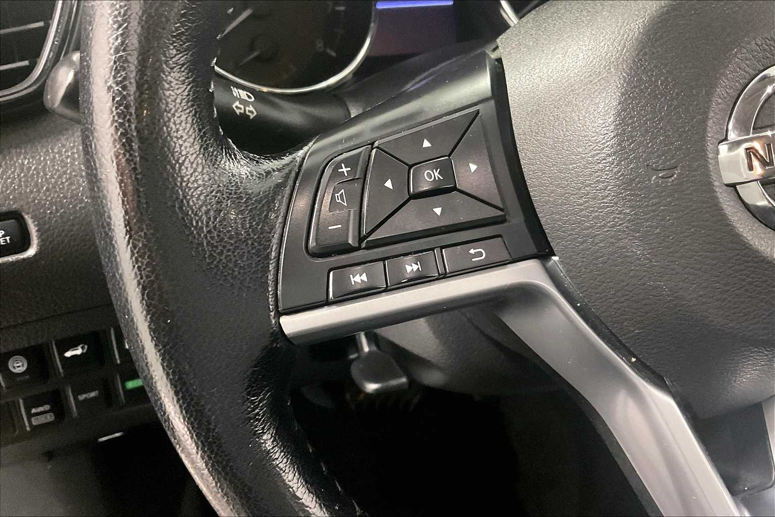 2020 Nissan Rogue SV - Photo 23