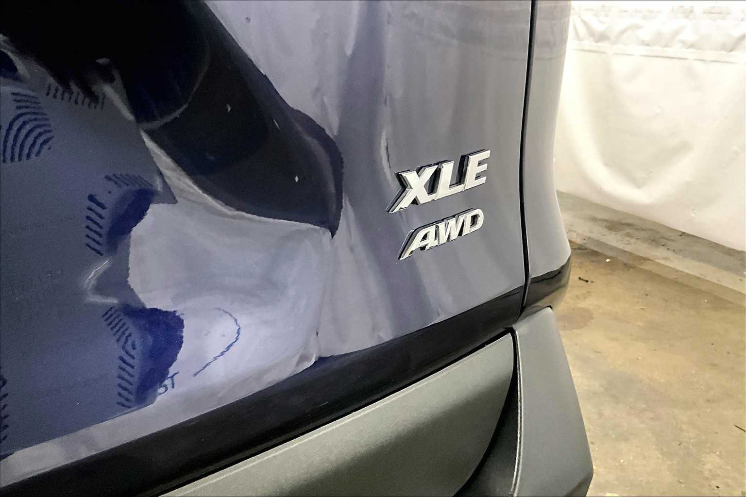 2022 Toyota RAV4 XLE - Photo 29