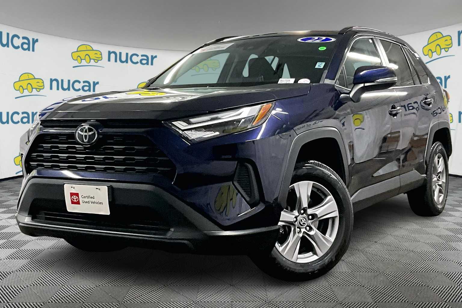 2022 Toyota RAV4 XLE - Photo 3