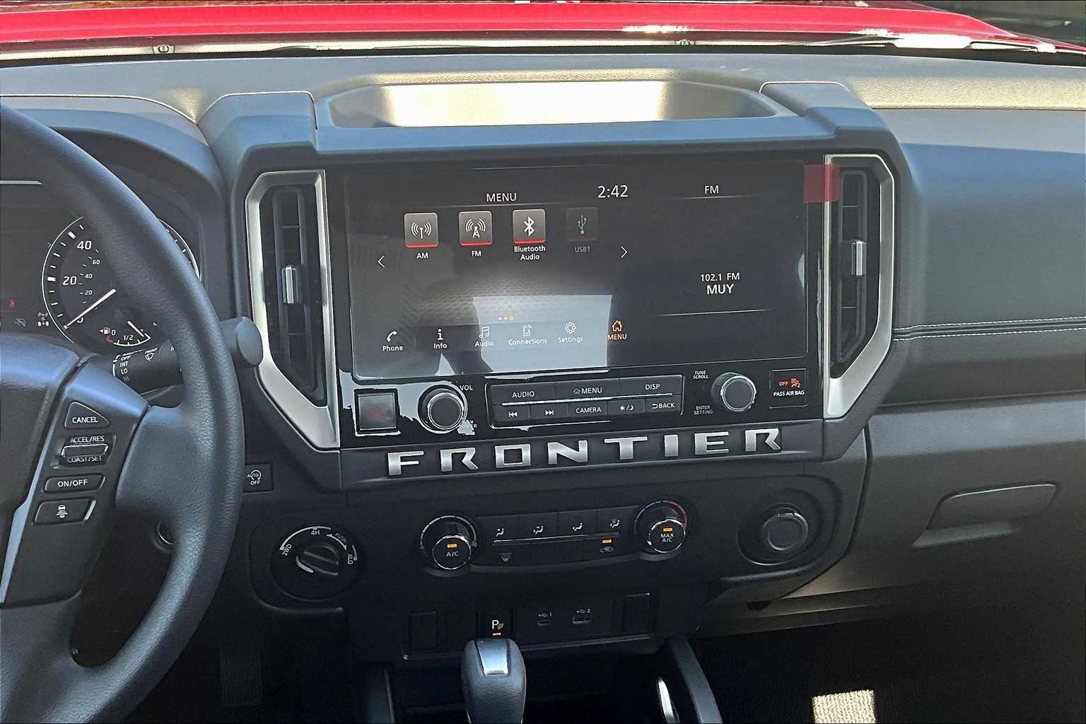 2025 Nissan Frontier SV - Photo 18