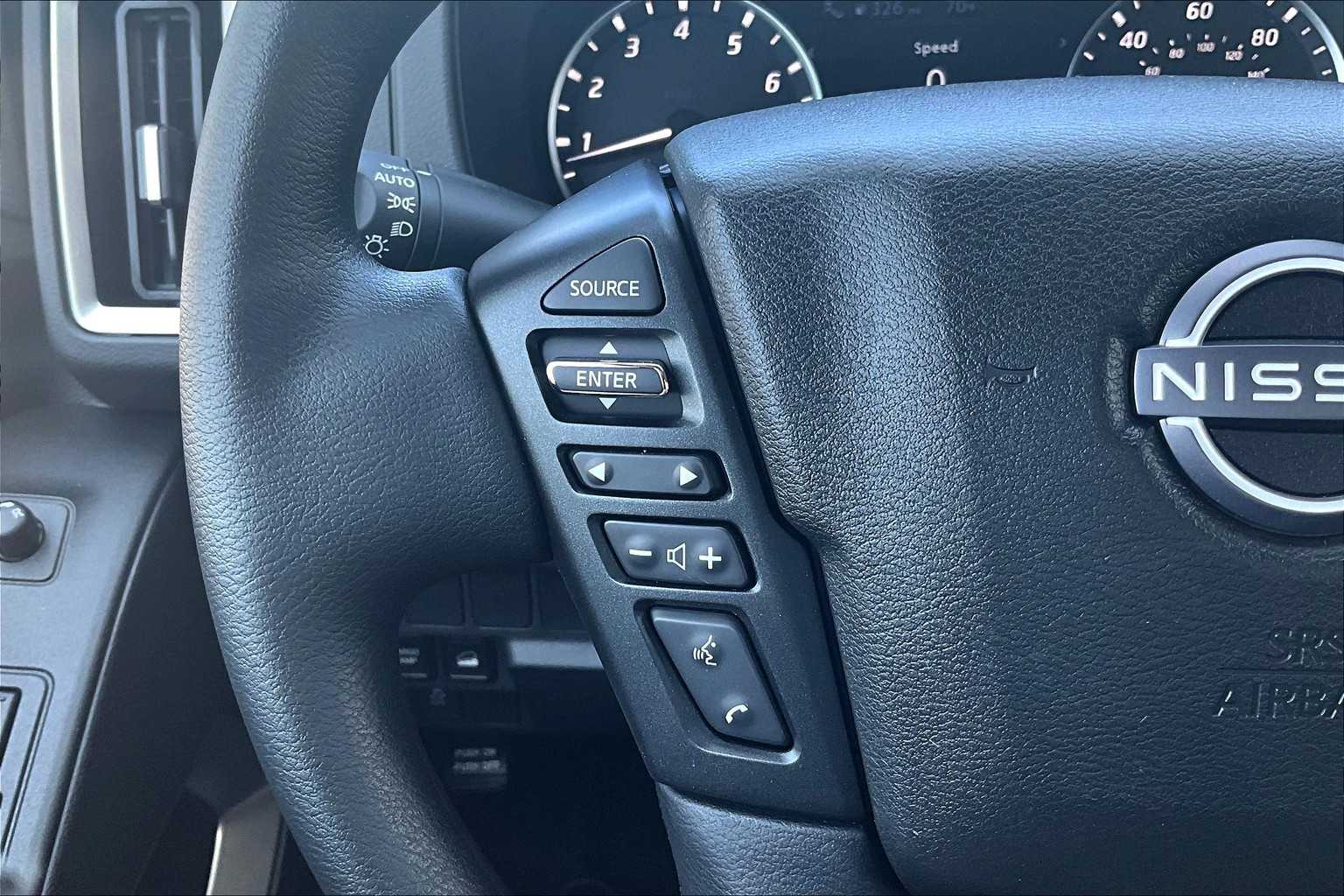 2025 Nissan Frontier SV - Photo 22