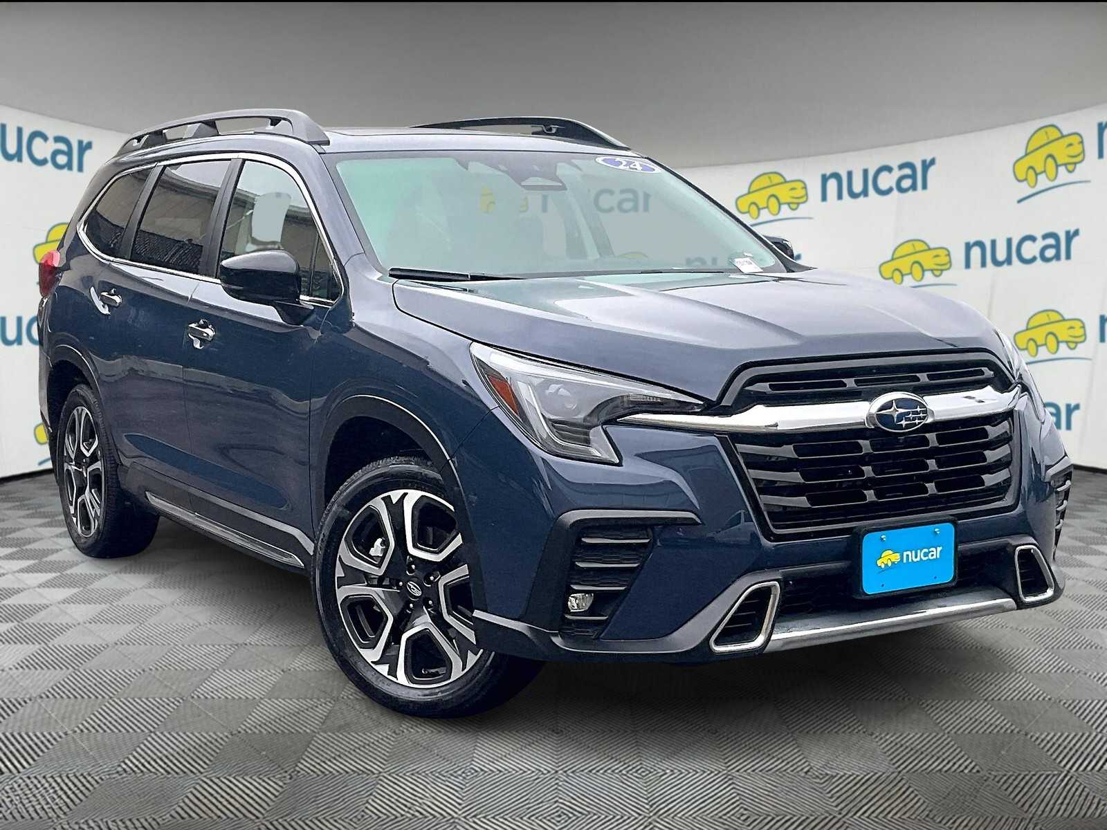2024 Subaru Ascent Touring's photo