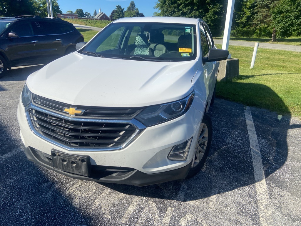 2019 Chevrolet Equinox LS - Photo 2