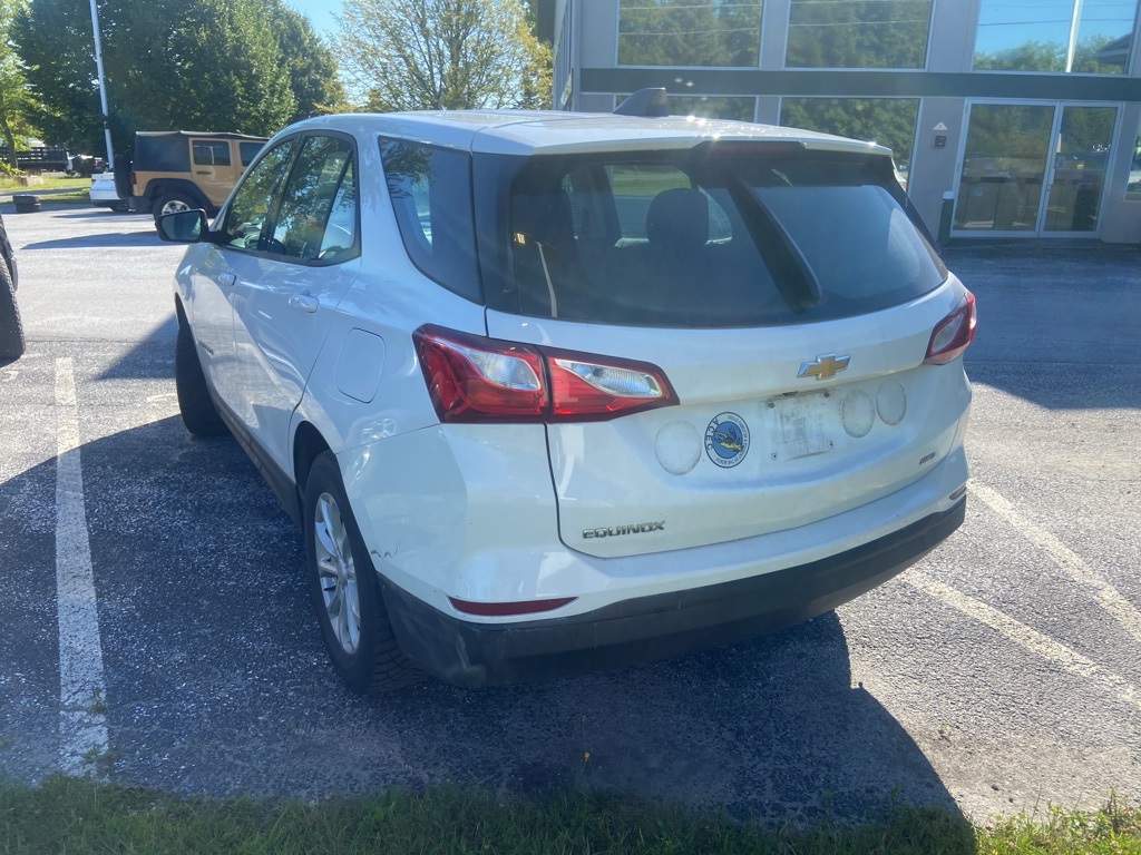 2019 Chevrolet Equinox LS - Photo 3