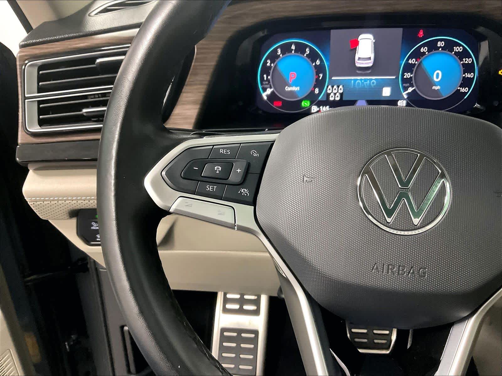 2025 Volkswagen Atlas 2.0T SEL Premium R-Line - Photo 23