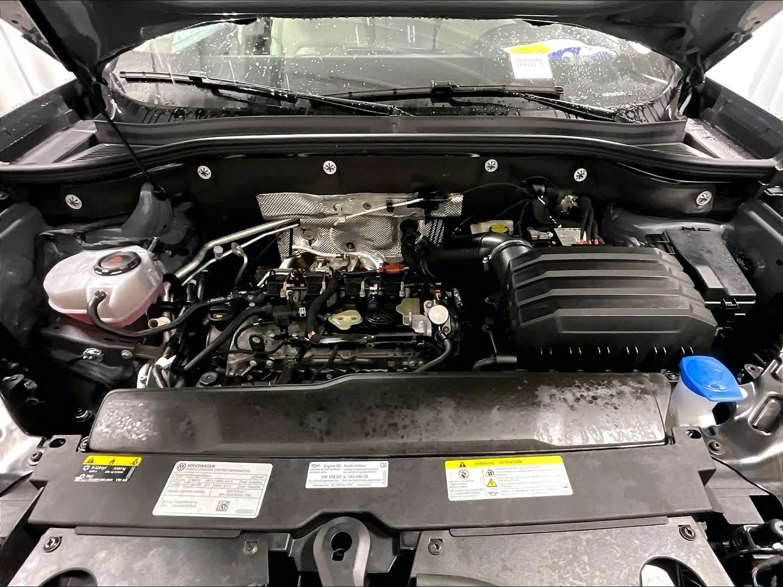 2025 Volkswagen Atlas 2.0T SEL Premium R-Line - Photo 30