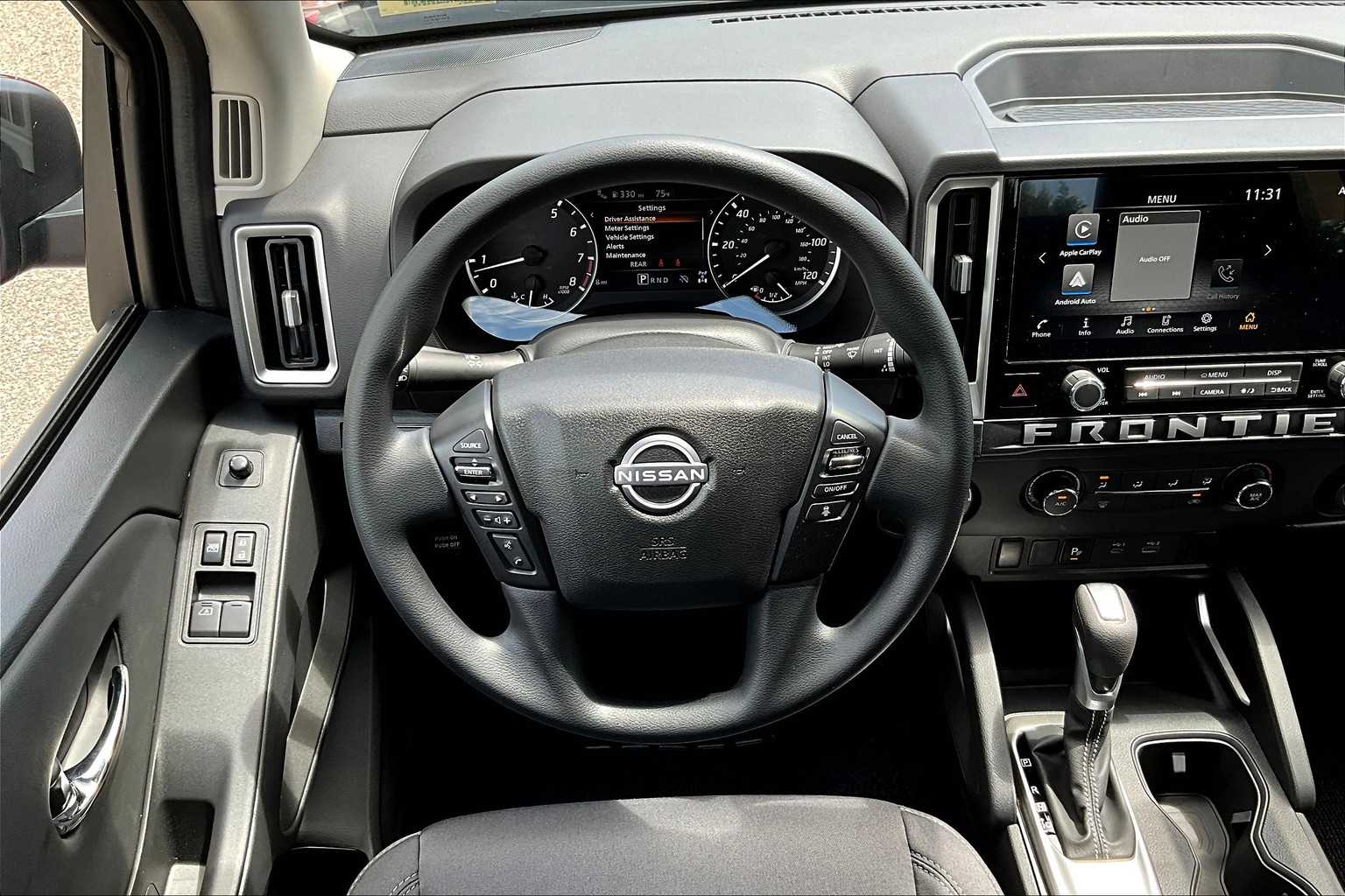 2025 Nissan Frontier SV - Photo 17