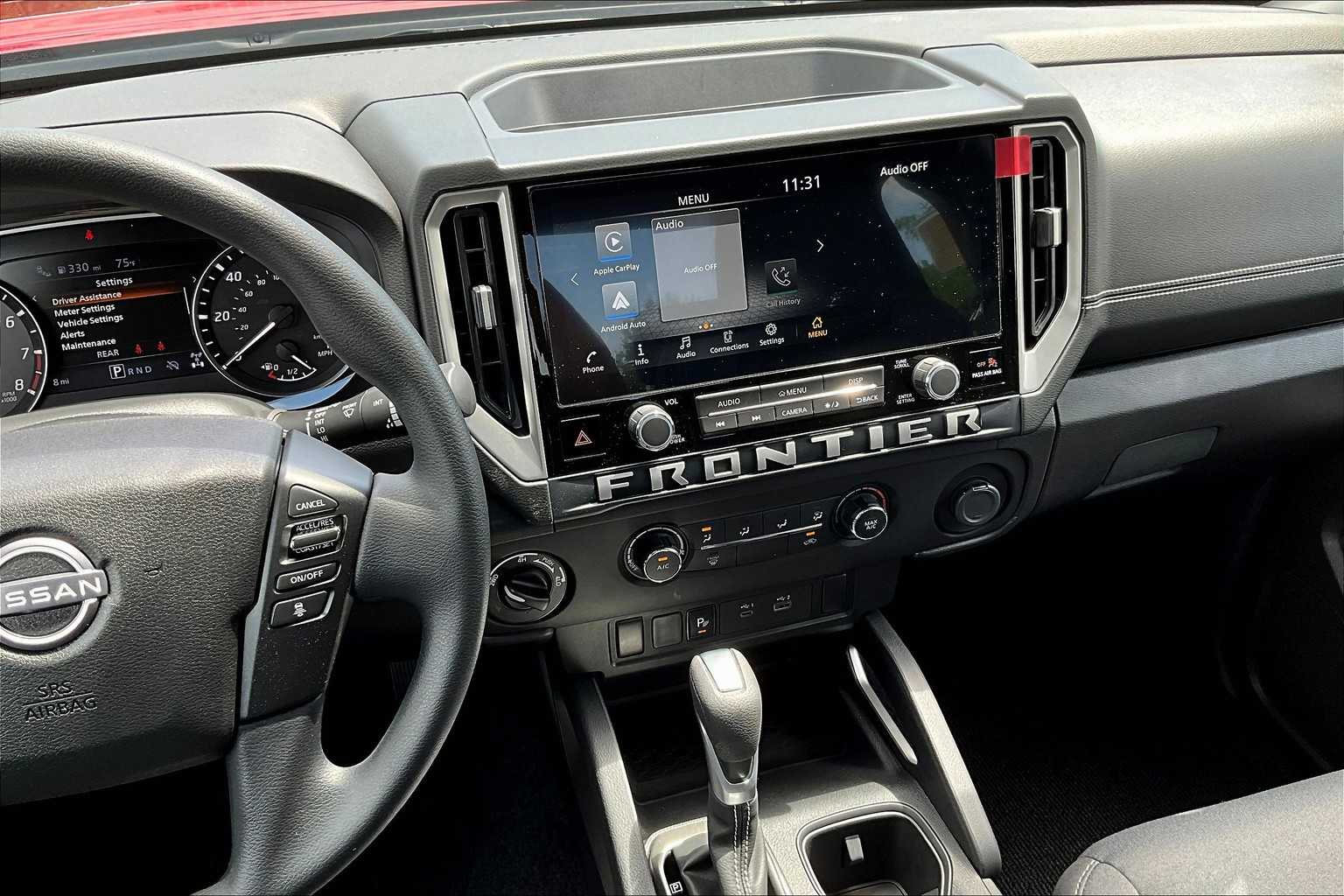 2025 Nissan Frontier SV - Photo 18