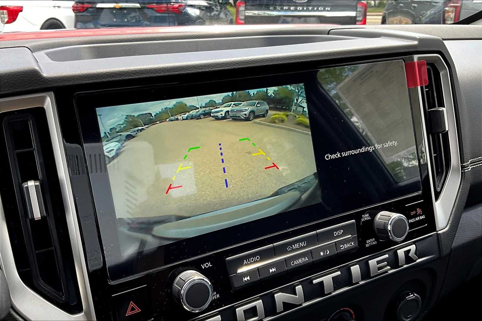 2025 Nissan Frontier SV - Photo 19