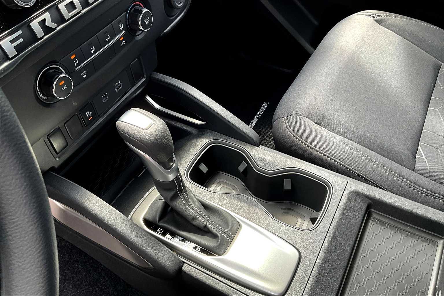 2025 Nissan Frontier SV - Photo 20
