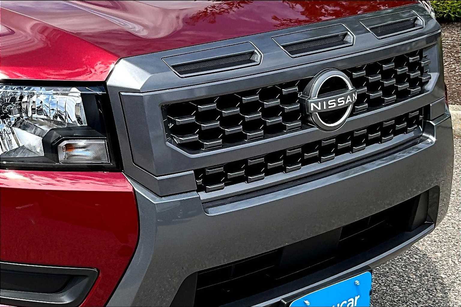 2025 Nissan Frontier SV - Photo 31