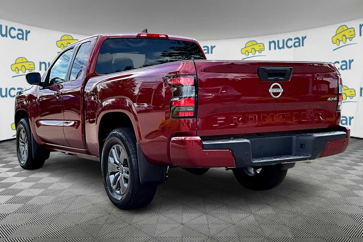 2025 Nissan Frontier SV - Photo 4