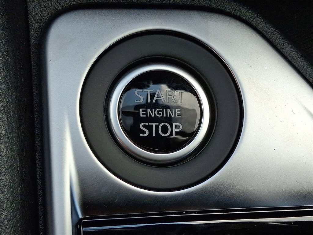 2025 Nissan Sentra SV - Photo 15