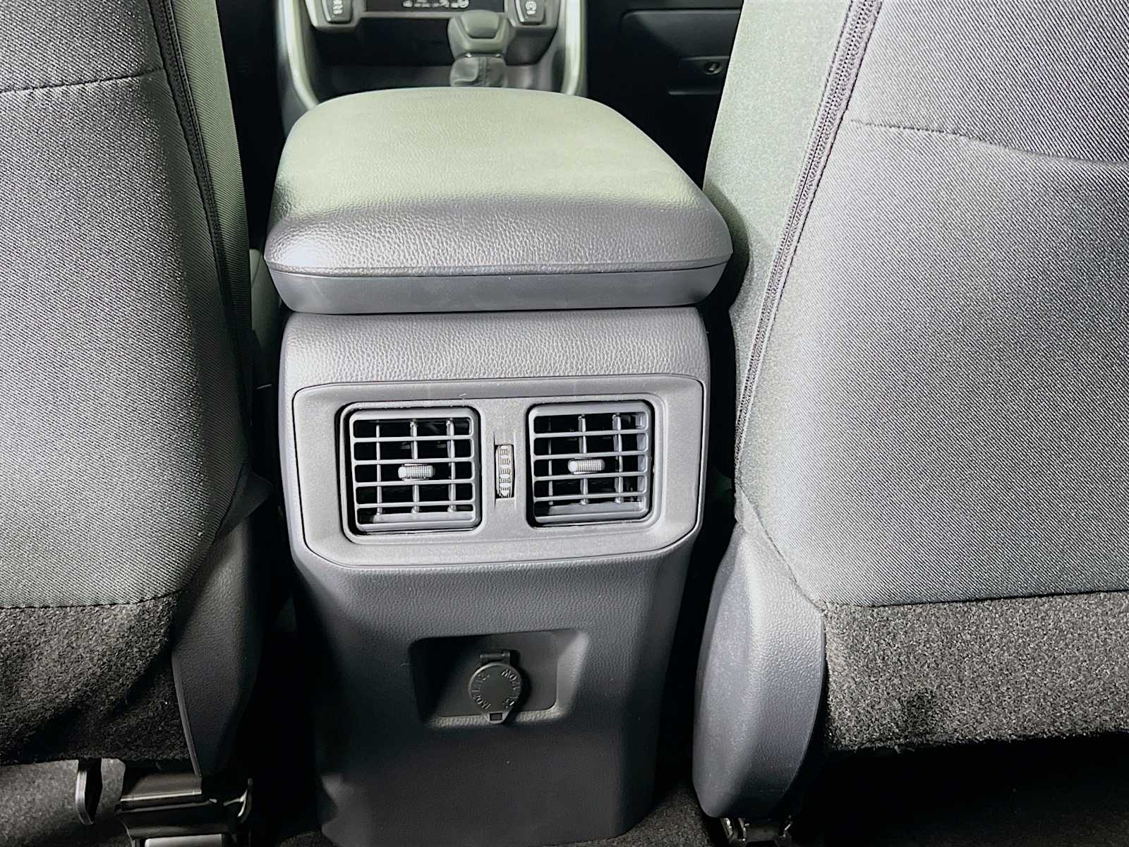 2025 Toyota RAV4 LE - Photo 14