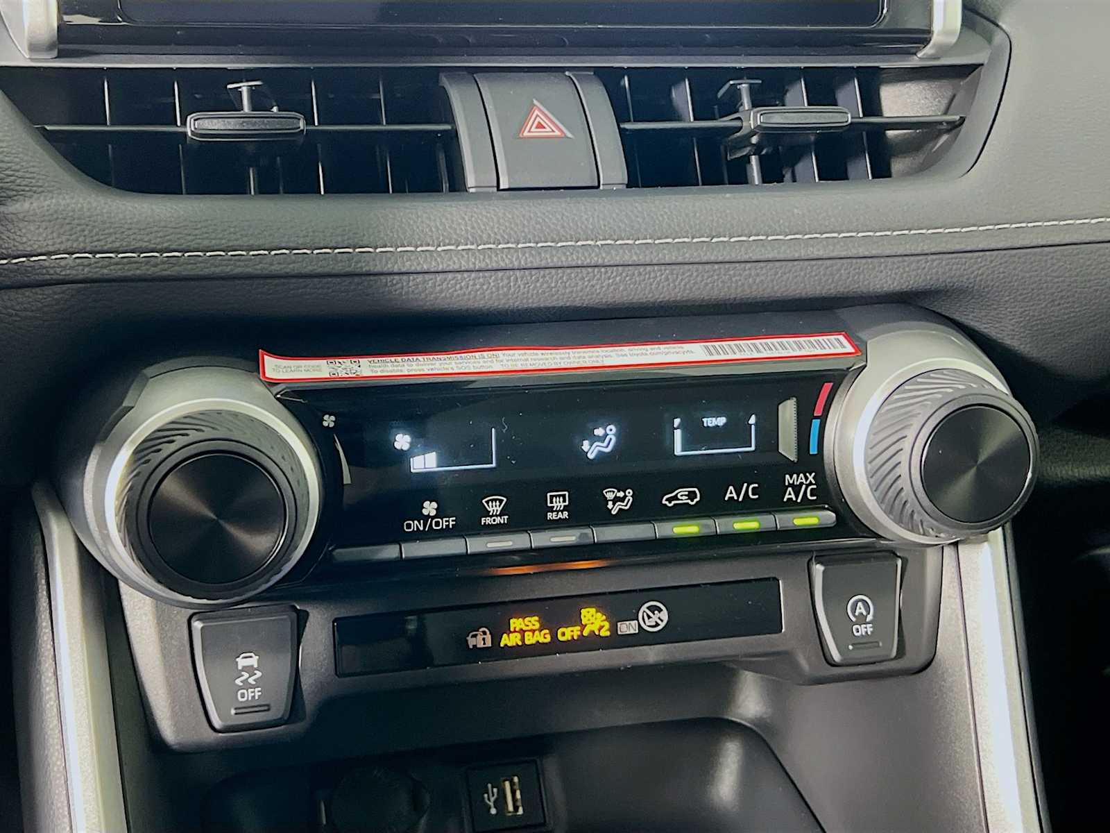 2025 Toyota RAV4 LE - Photo 10