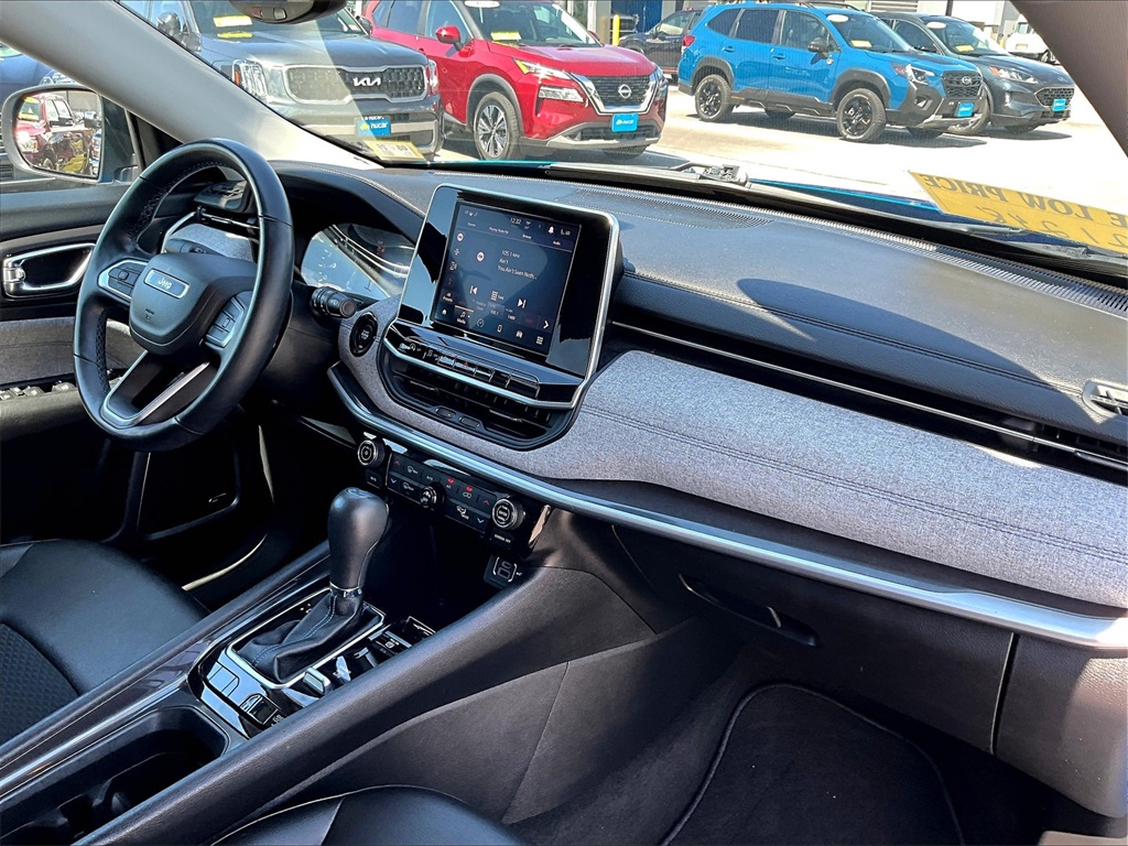 2022 Jeep Compass Latitude - Photo 14