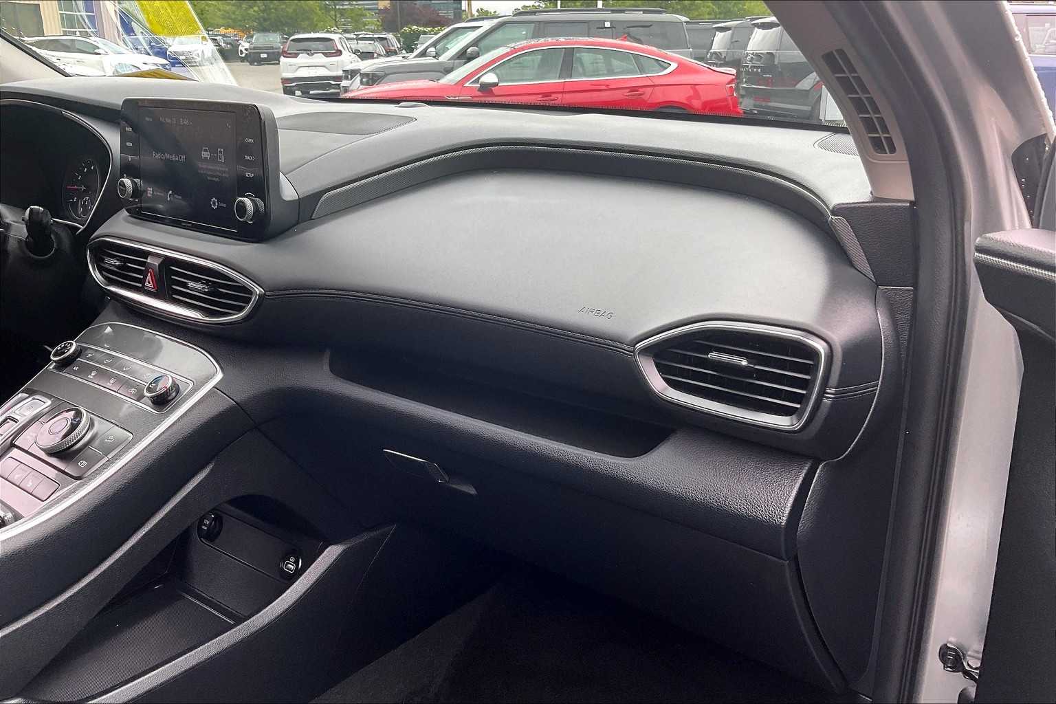 2022 Hyundai Santa Fe SEL - Photo 13