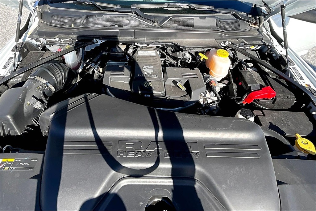 2024 Ram 5500HD Tradesman - Photo 16