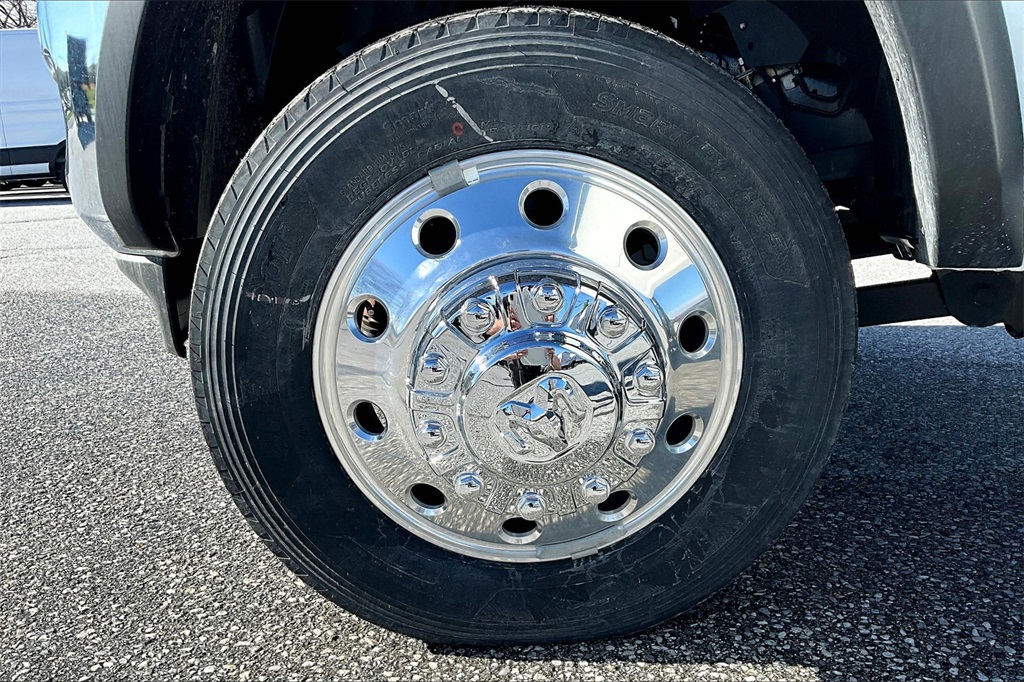 2024 Ram 5500HD Tradesman - Photo 8