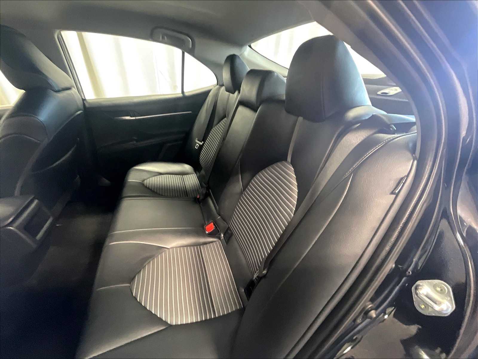 2023 Toyota Camry SE - Photo 15