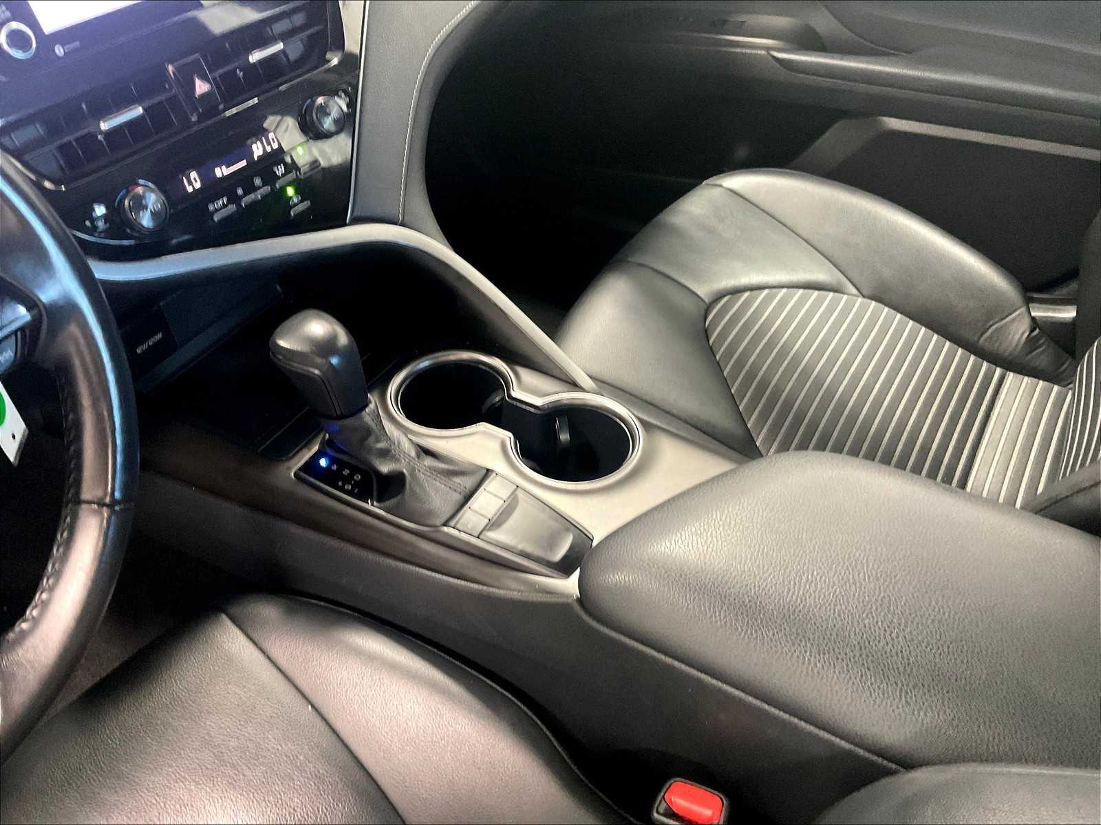 2023 Toyota Camry SE - Photo 20