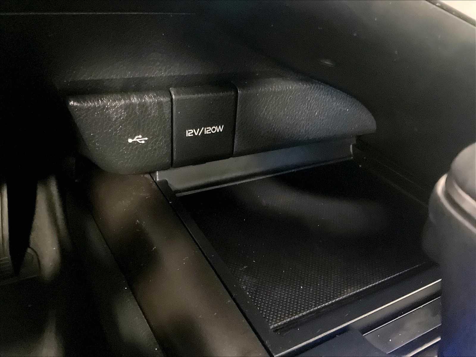 2023 Toyota Camry SE - Photo 26