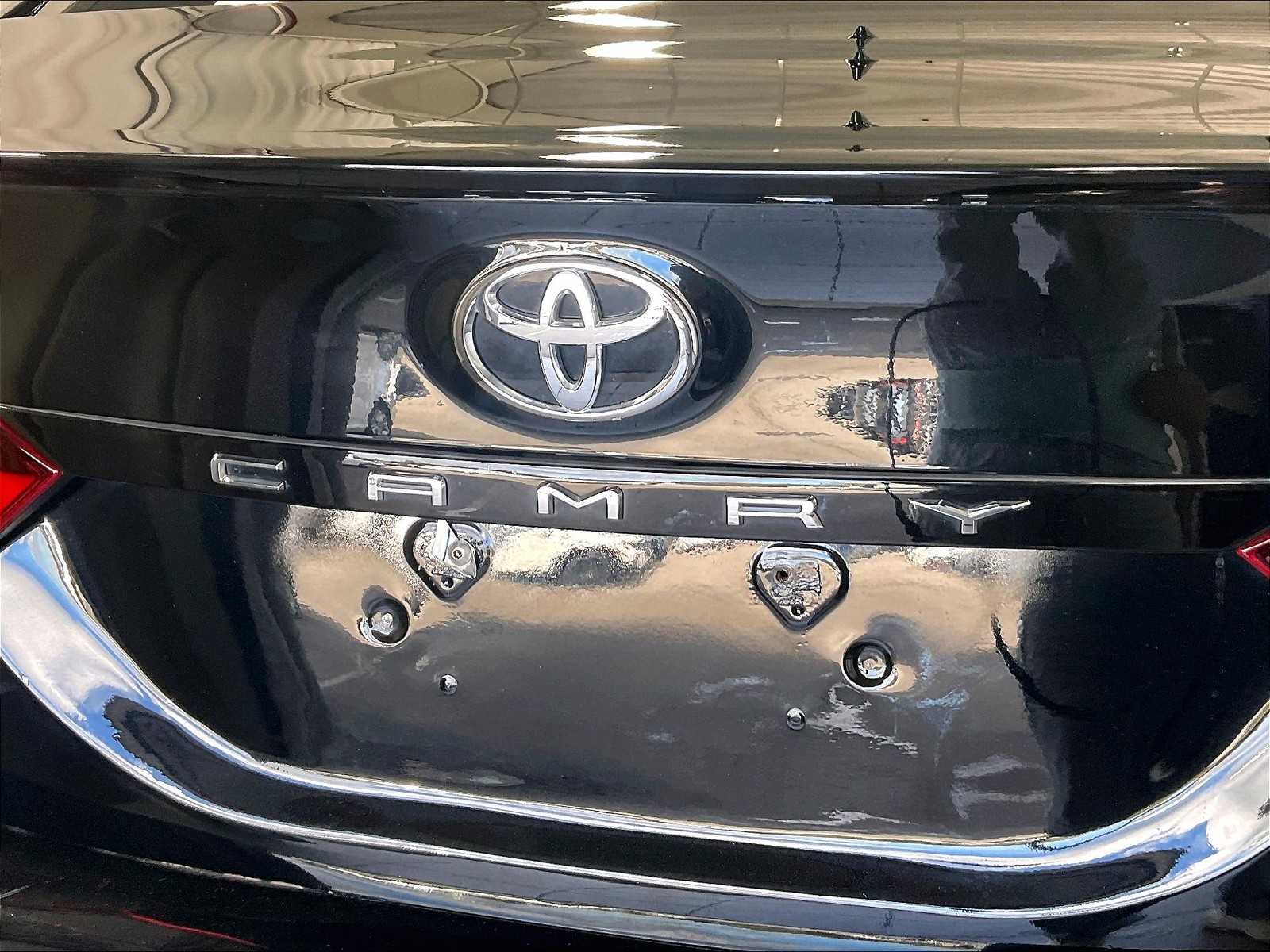 2023 Toyota Camry SE - Photo 28
