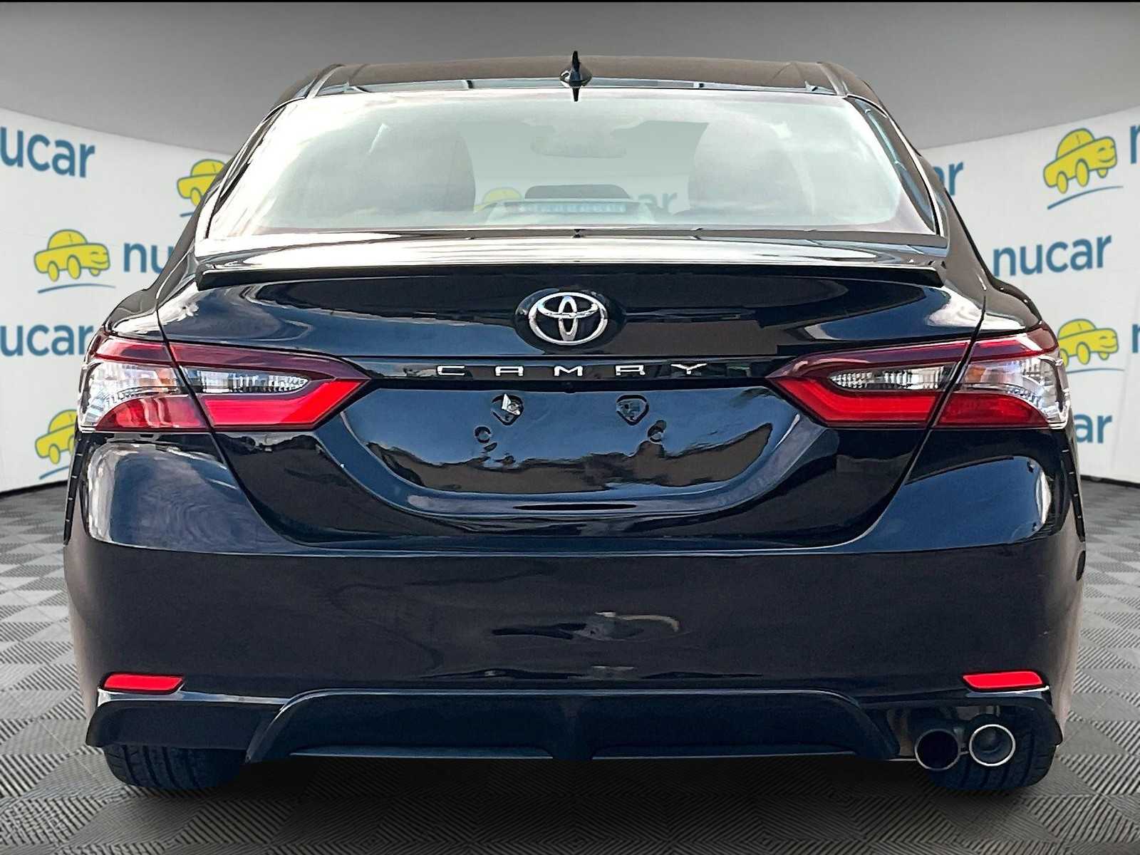 2023 Toyota Camry SE - Photo 5