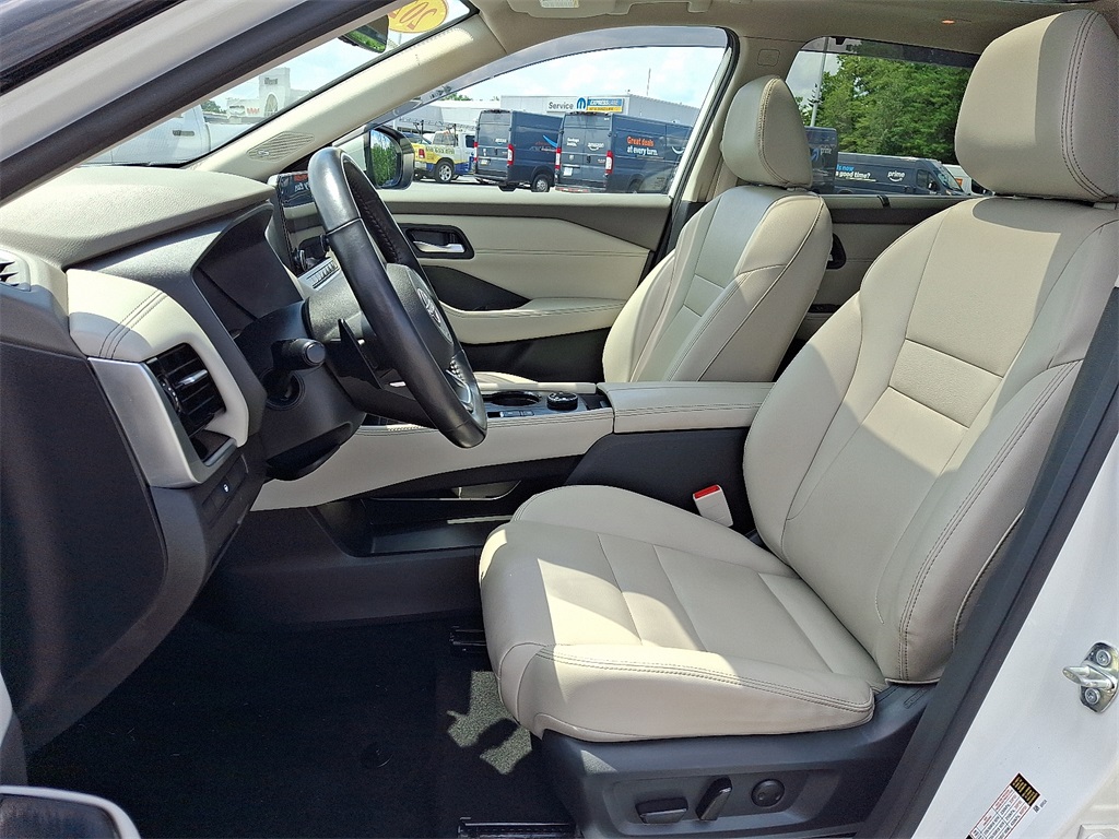 2023 Nissan Rogue SL - Photo 13