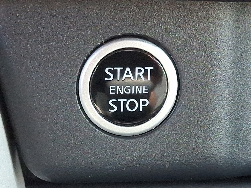 2023 Nissan Rogue SL - Photo 22
