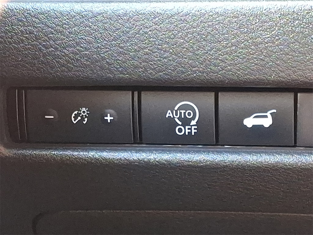 2023 Nissan Rogue SL - Photo 25
