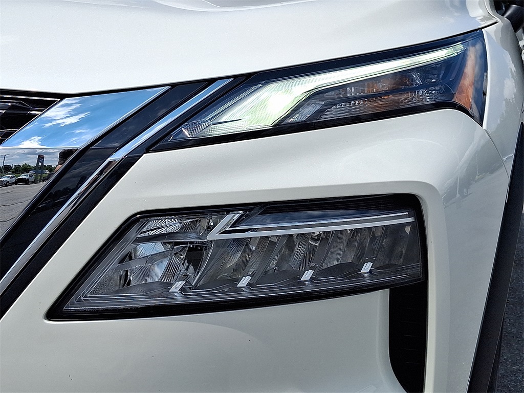 2023 Nissan Rogue SL - Photo 9