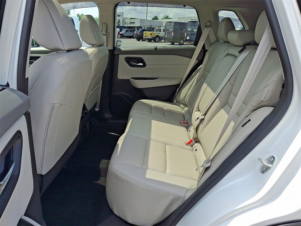 2023 Nissan Rogue SL - Photo 10