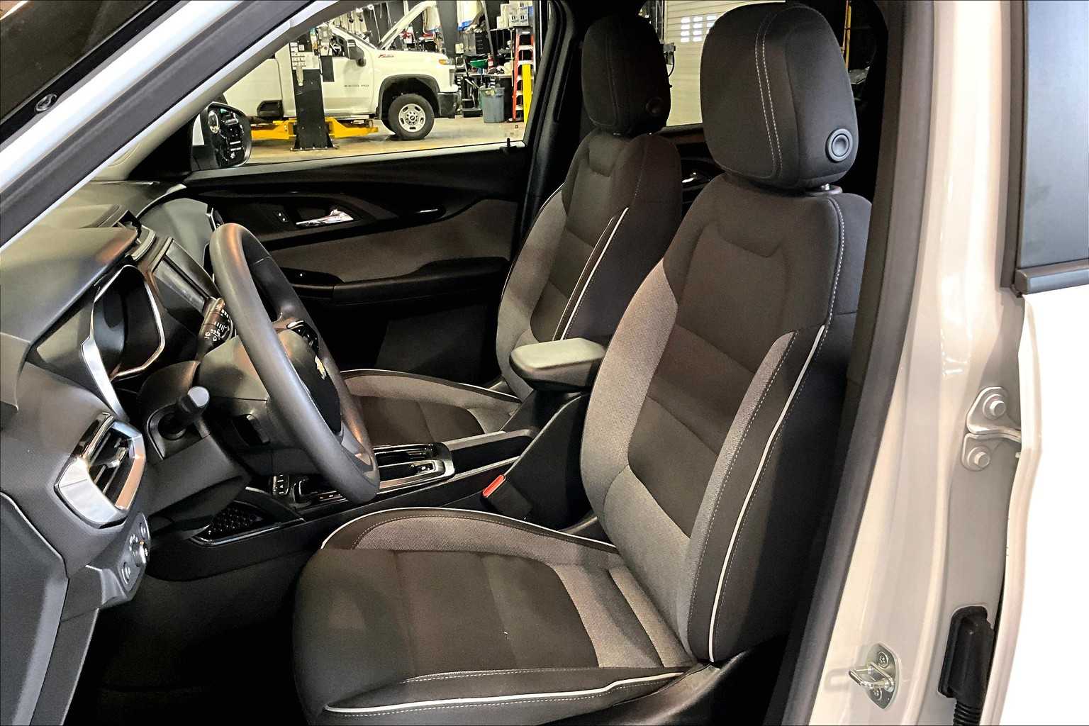 2022 Chevrolet TrailBlazer LT - Photo 10