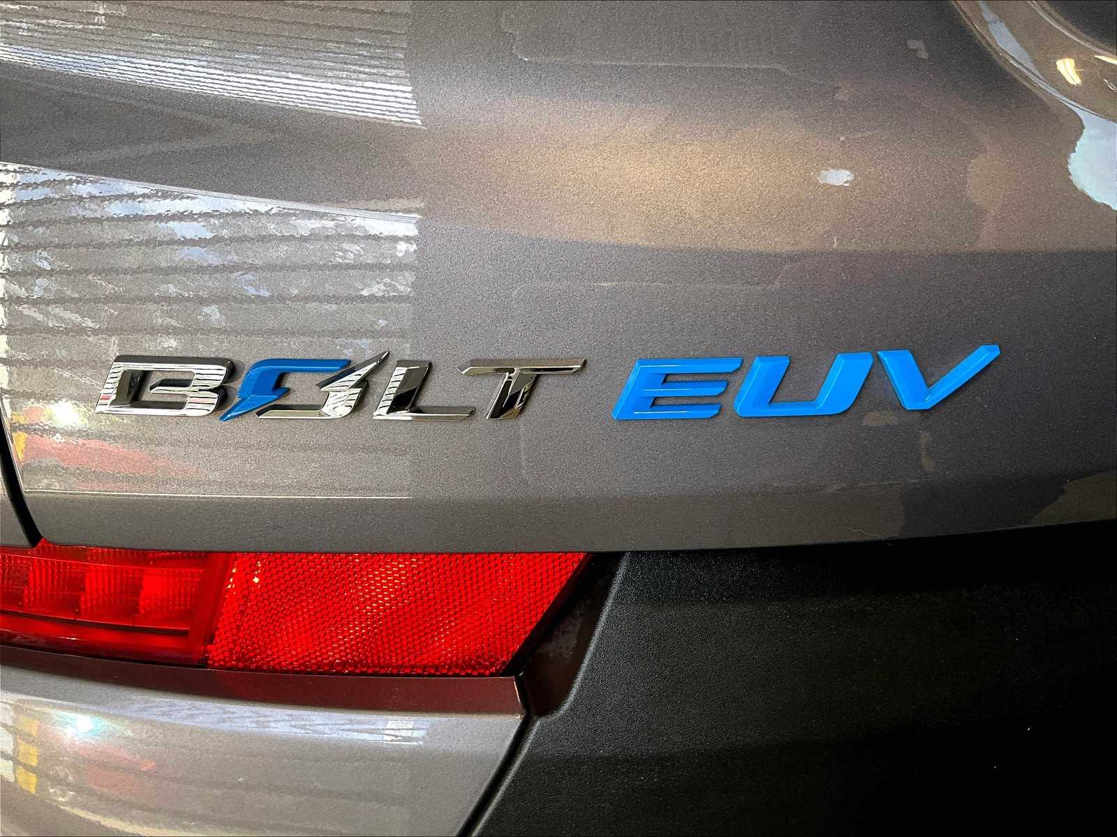2023 Chevrolet Bolt EUV LT - Photo 30