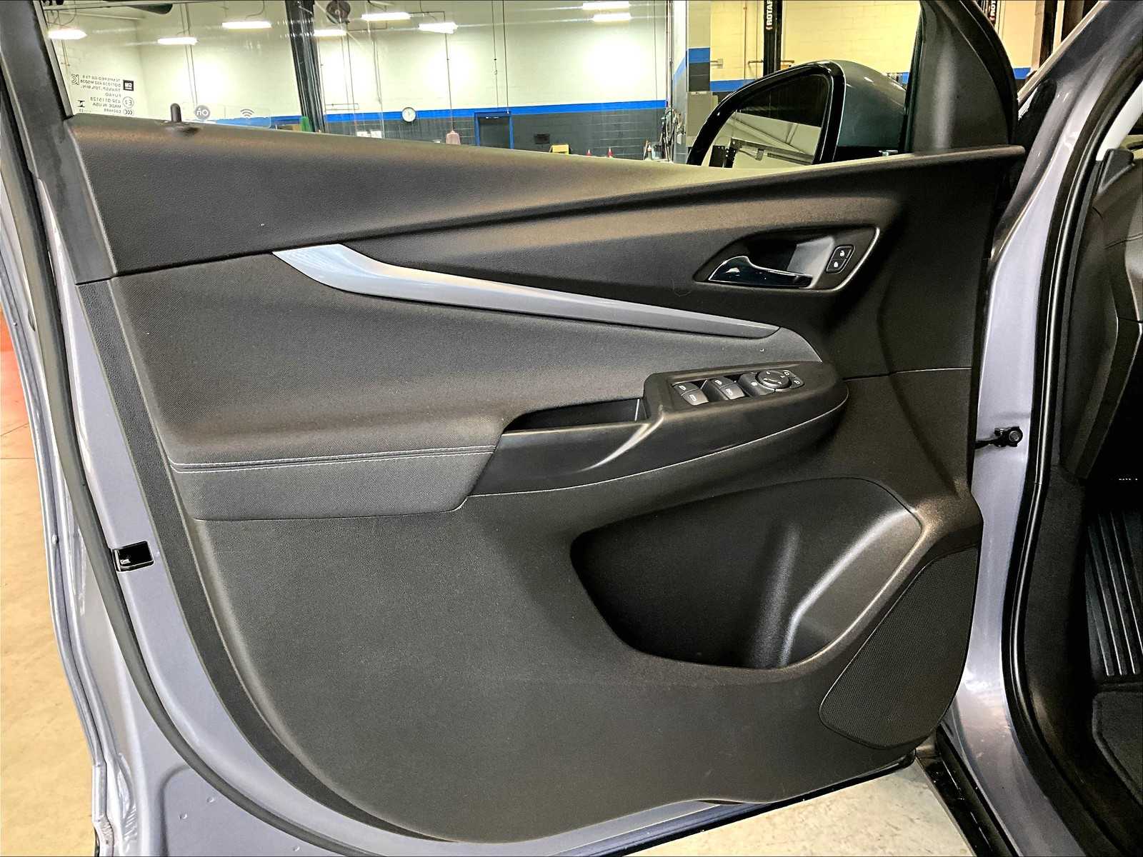 2023 Chevrolet Bolt EUV LT - Photo 9