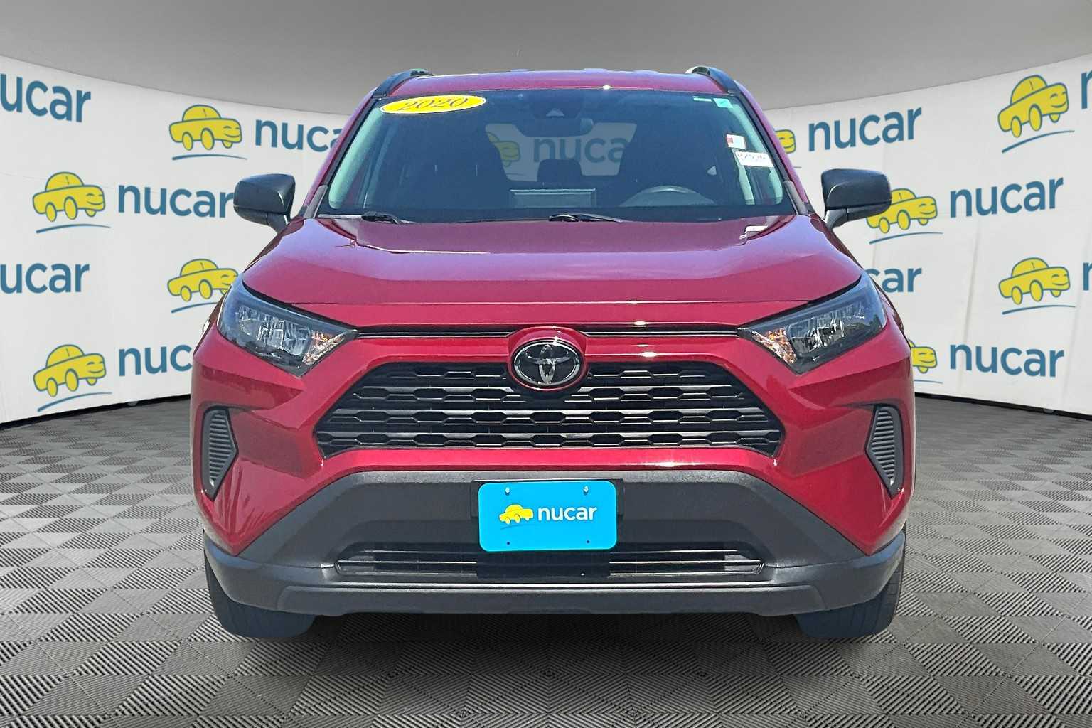 2020 Toyota RAV4 LE - Photo 2