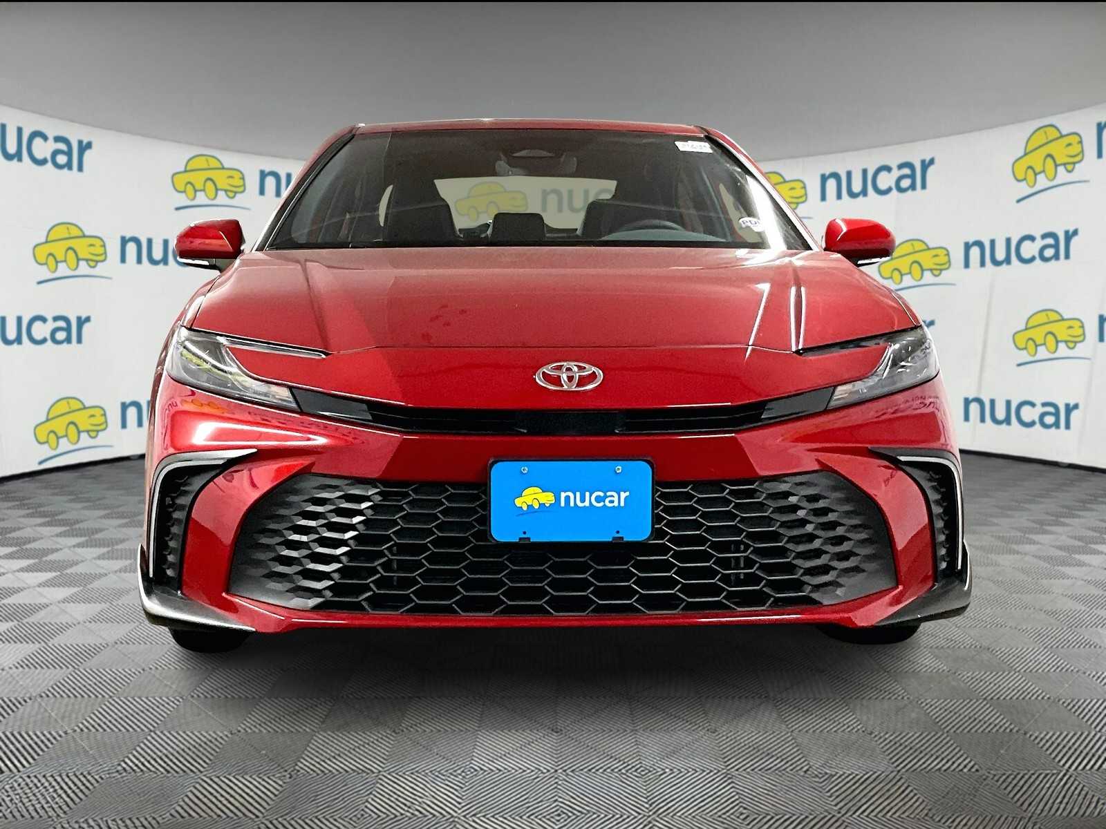 2025 Toyota Camry SE - Photo 3