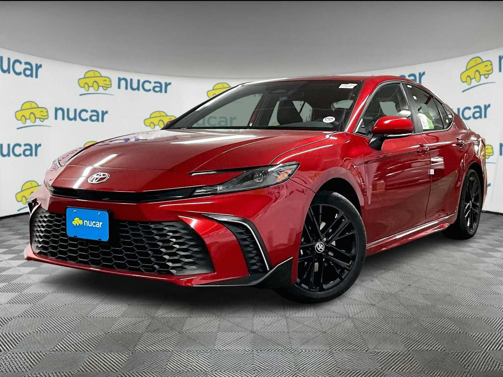 2025 Toyota Camry SE - Photo 4