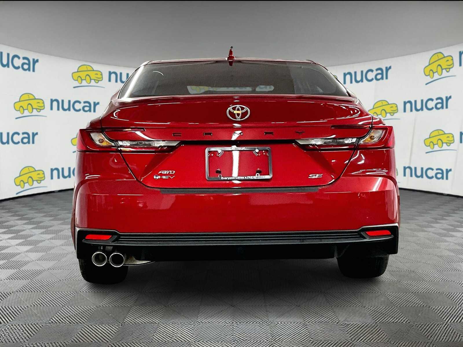 2025 Toyota Camry SE - Photo 6
