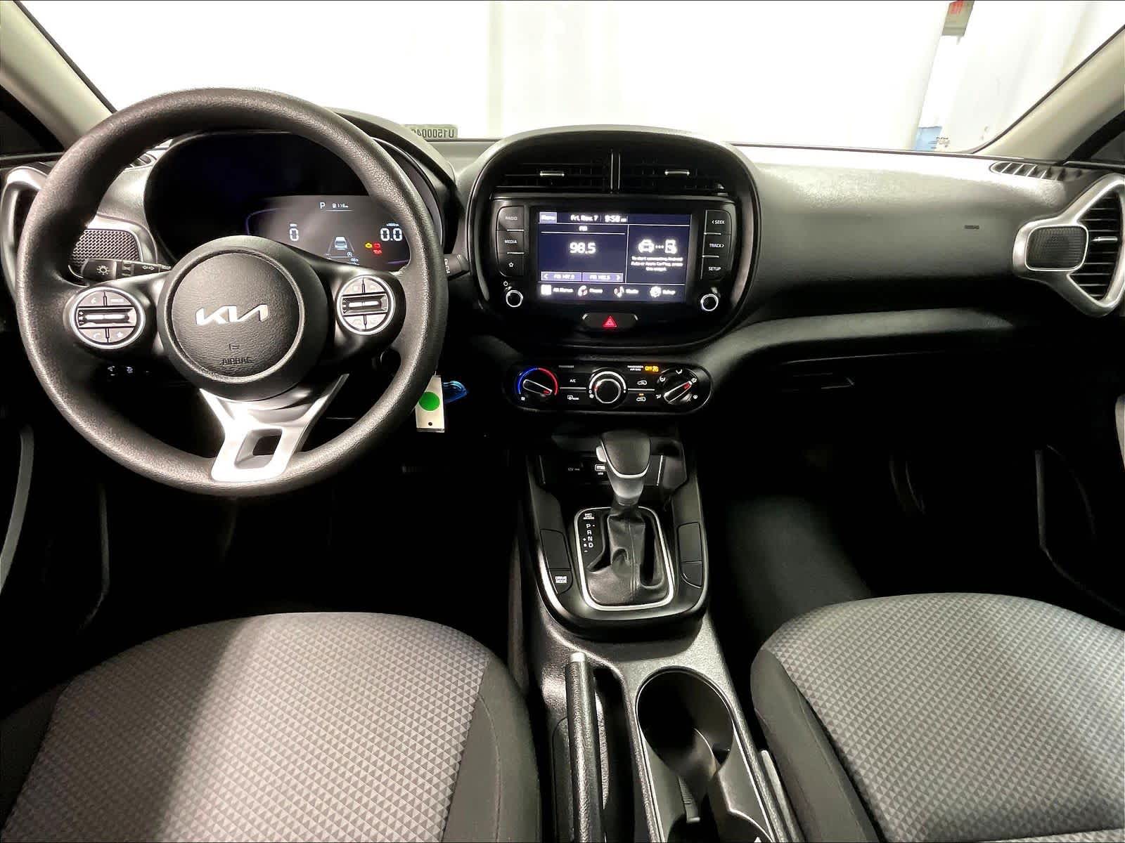 2023 Kia Soul LX - Photo 21