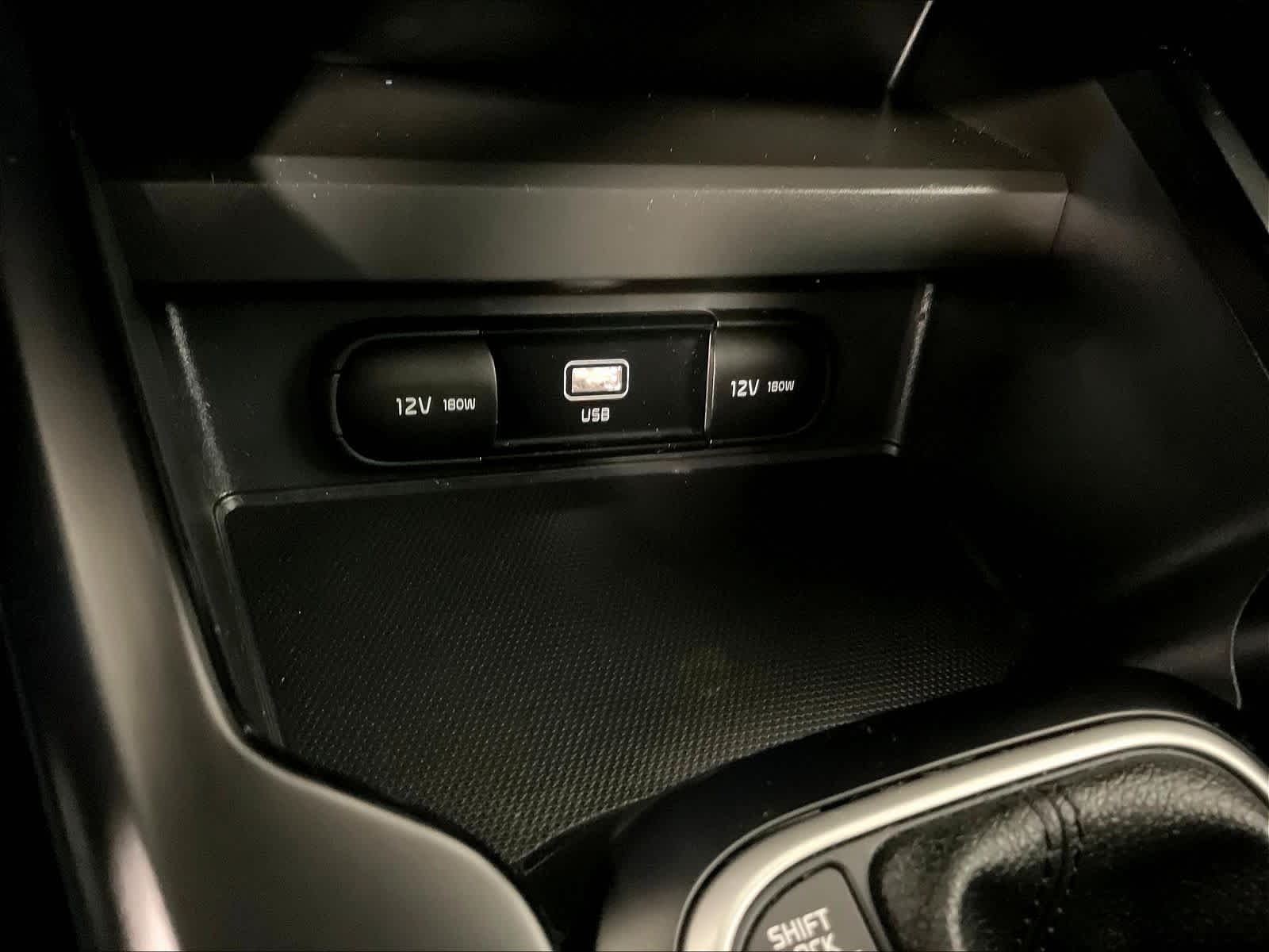 2023 Kia Soul LX - Photo 26