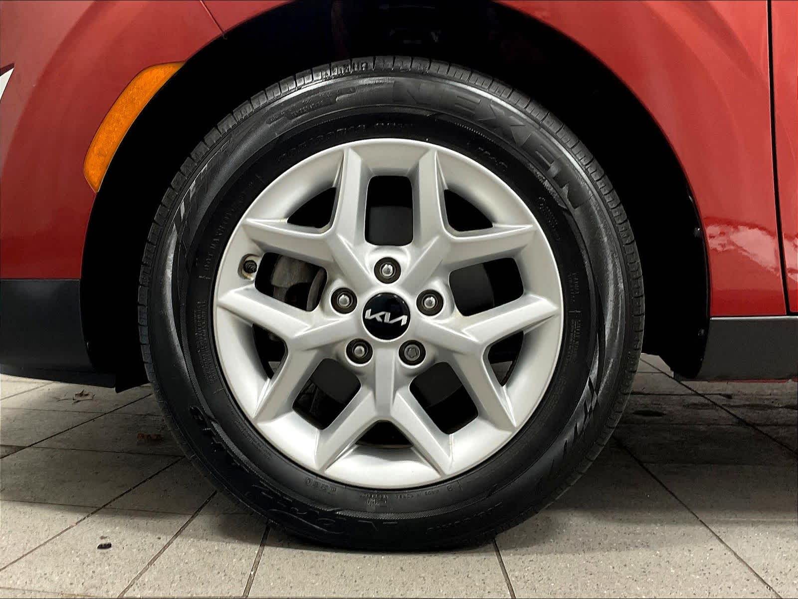 2023 Kia Soul LX - Photo 7