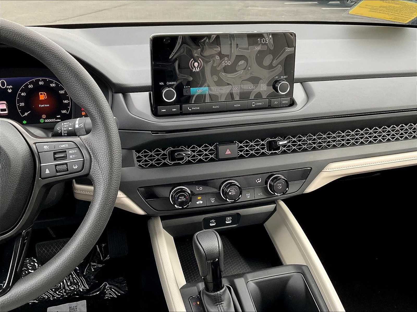 2025 Honda Accord LX - Photo 13