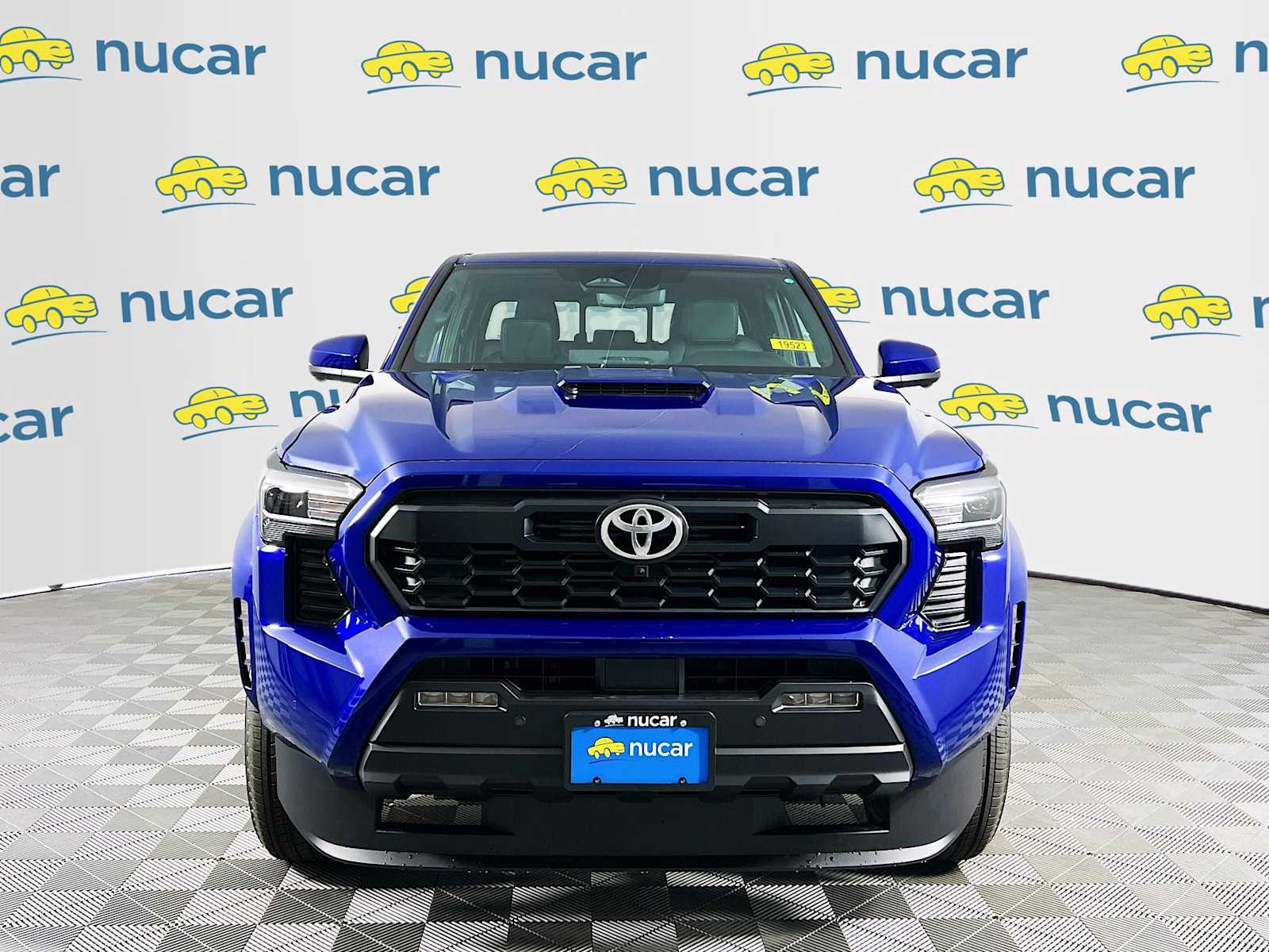 2025 Toyota Tacoma TRD Sport - Photo 2