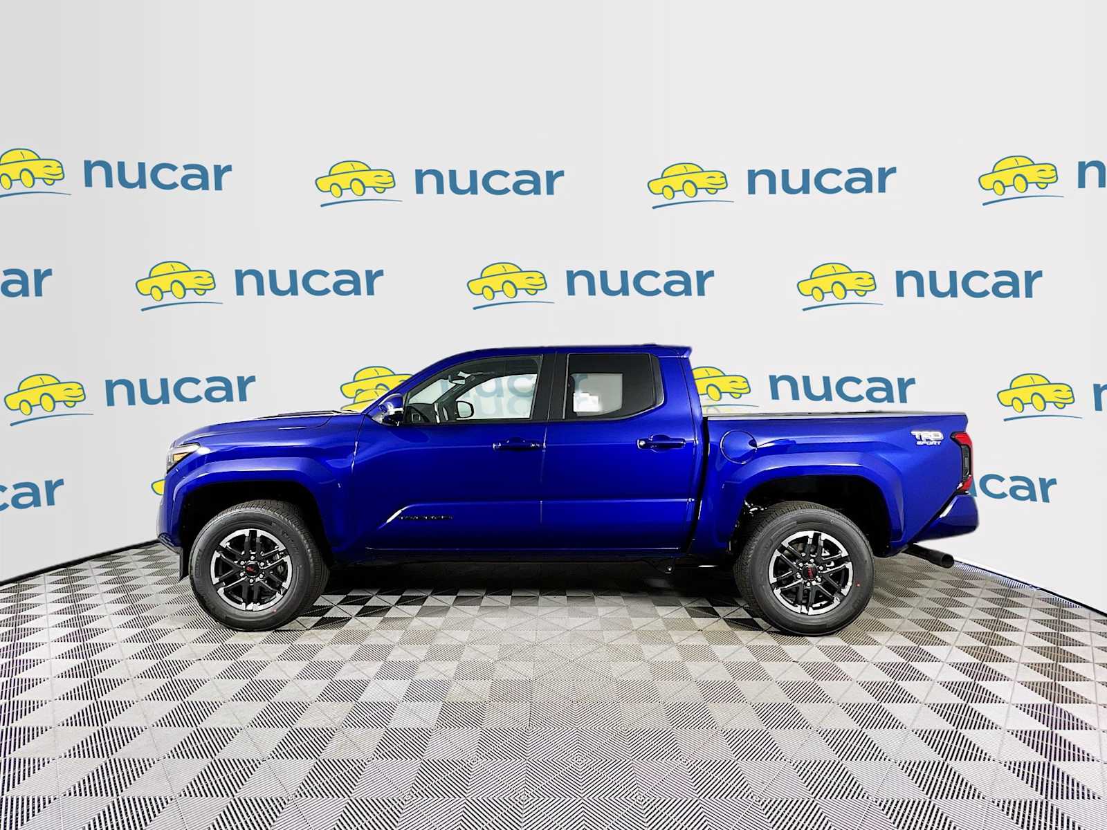 2025 Toyota Tacoma TRD Sport - Photo 3