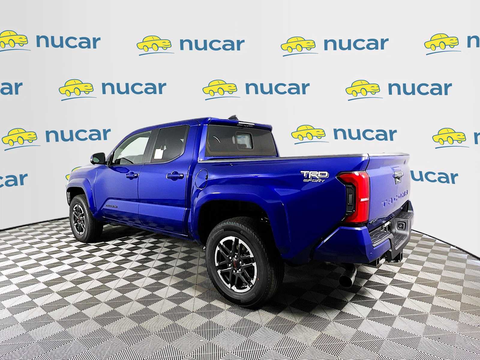 2025 Toyota Tacoma TRD Sport - Photo 4