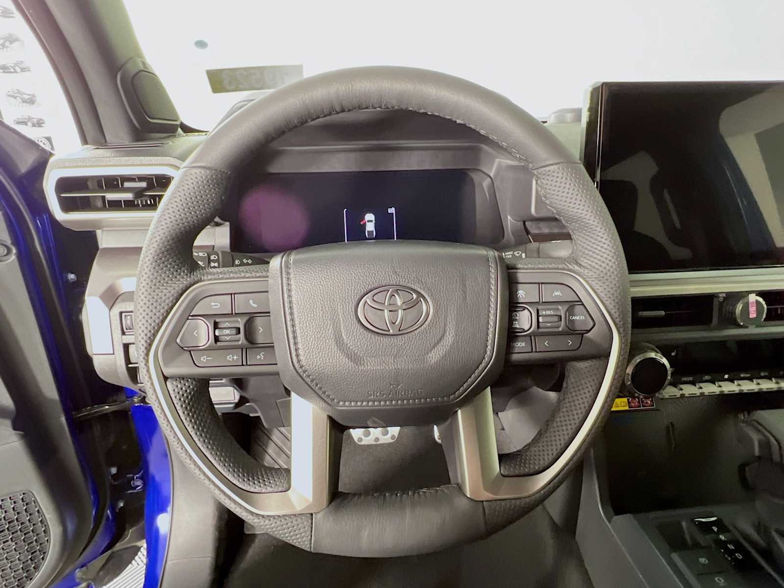 2025 Toyota Tacoma TRD Sport - Photo 7